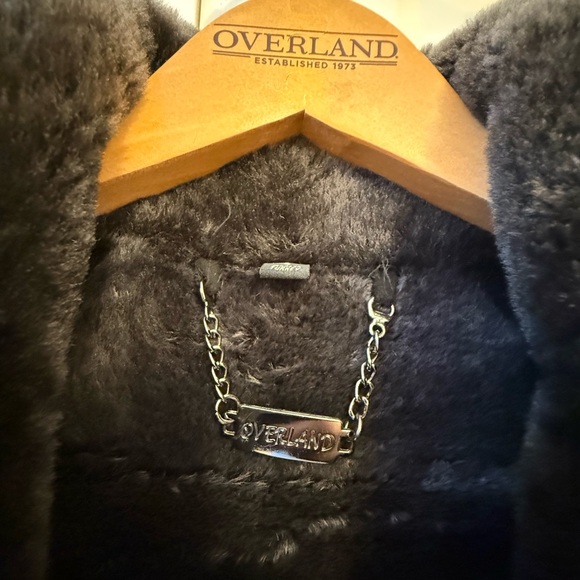 Overland “Nicole Sheepskin Coat” in black - Picture 4 of 6